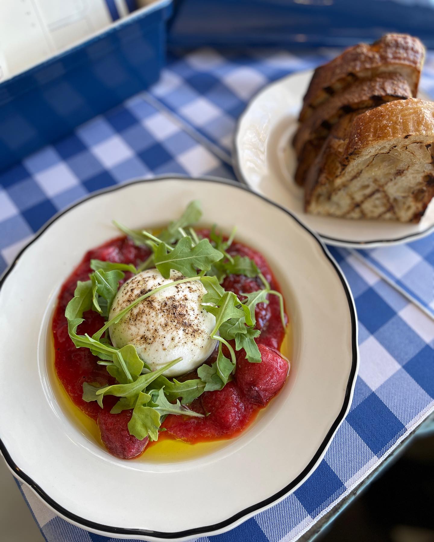 Top Historic Restaurants in Toronto