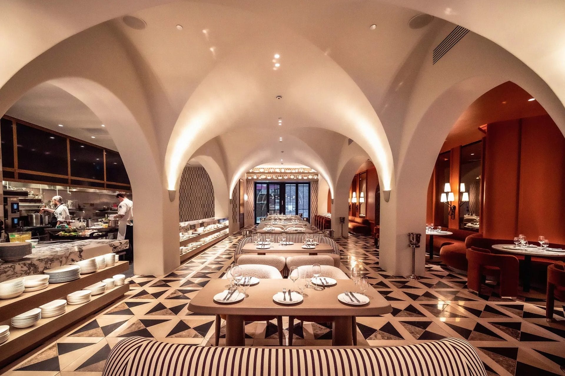 Daphne Instagram-worthy restaurants in Toronto