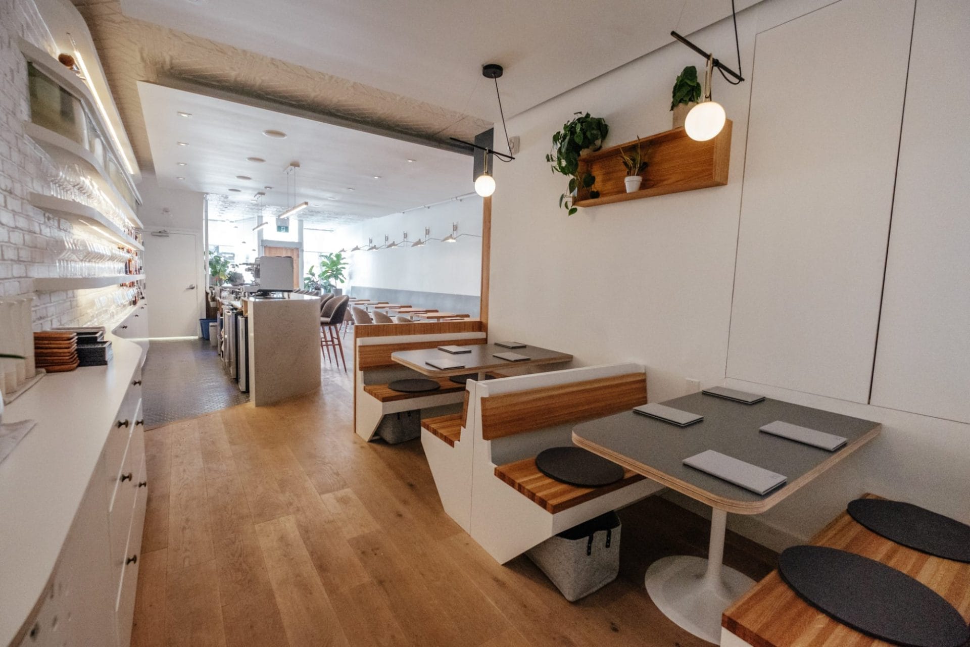 Cozy Dining Restaurants in Toronto