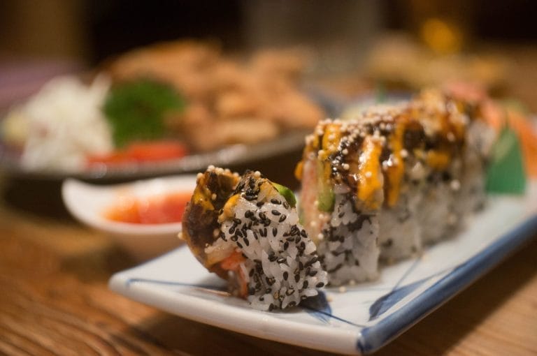 15+ Best Late-Night Eateries in Toronto (Ontario, Canada) 
