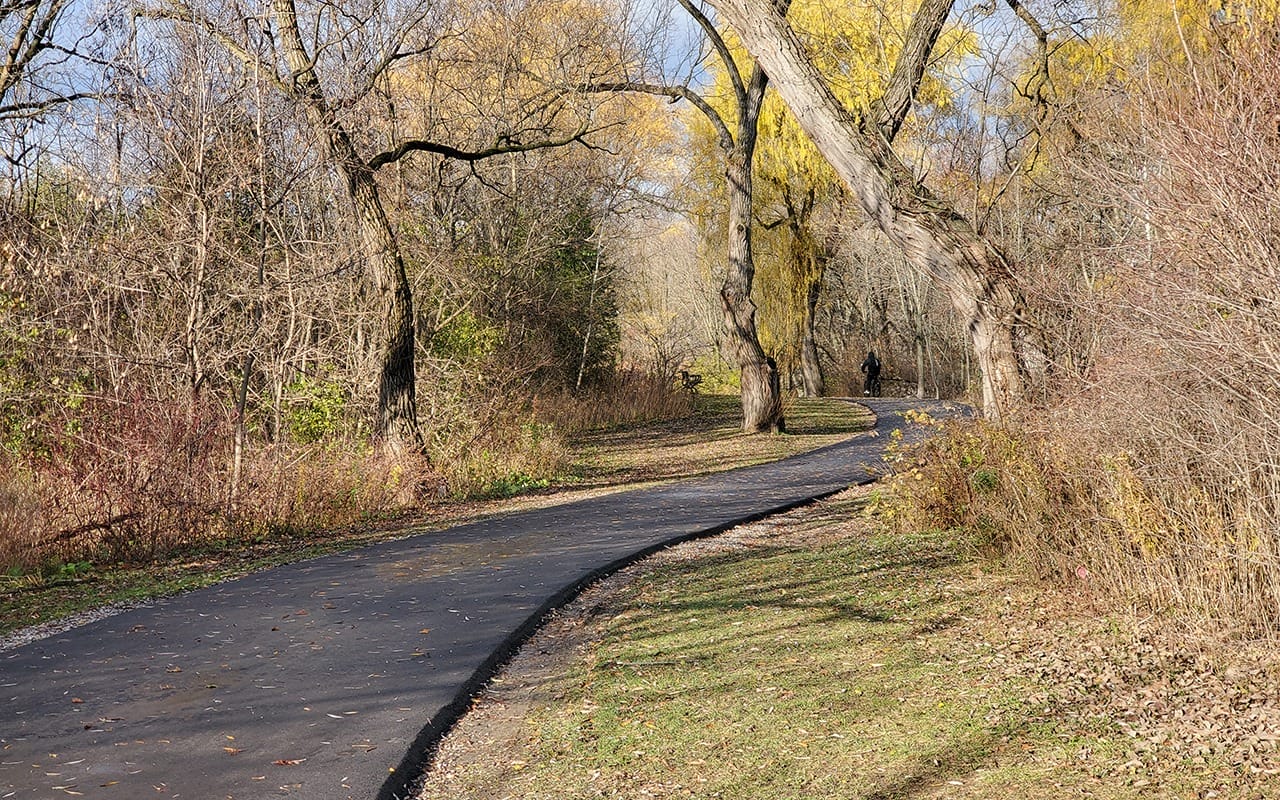 best trails and hikes in Toronto