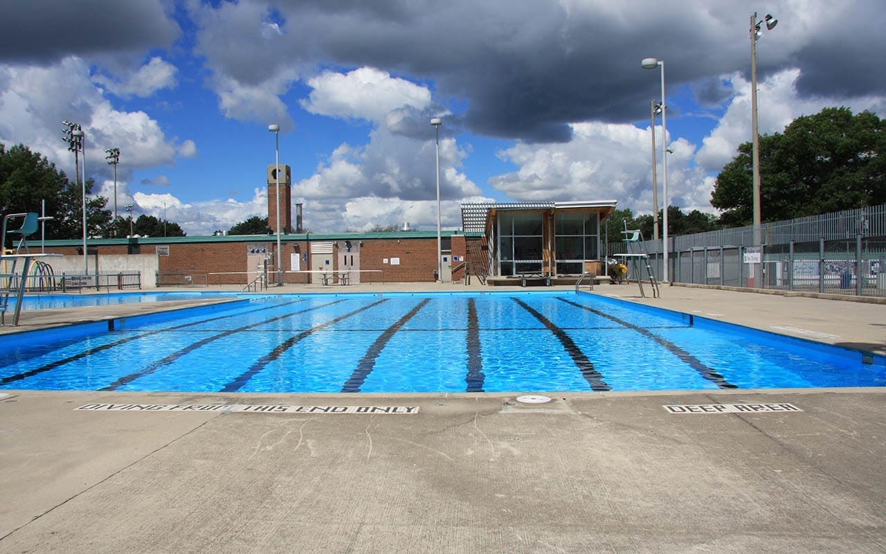 Best Outdoor Swimming Pools in Toronto