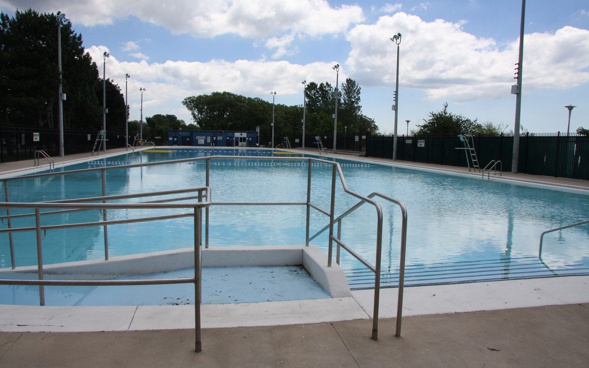 Best Outdoor Swimming Pools in Toronto