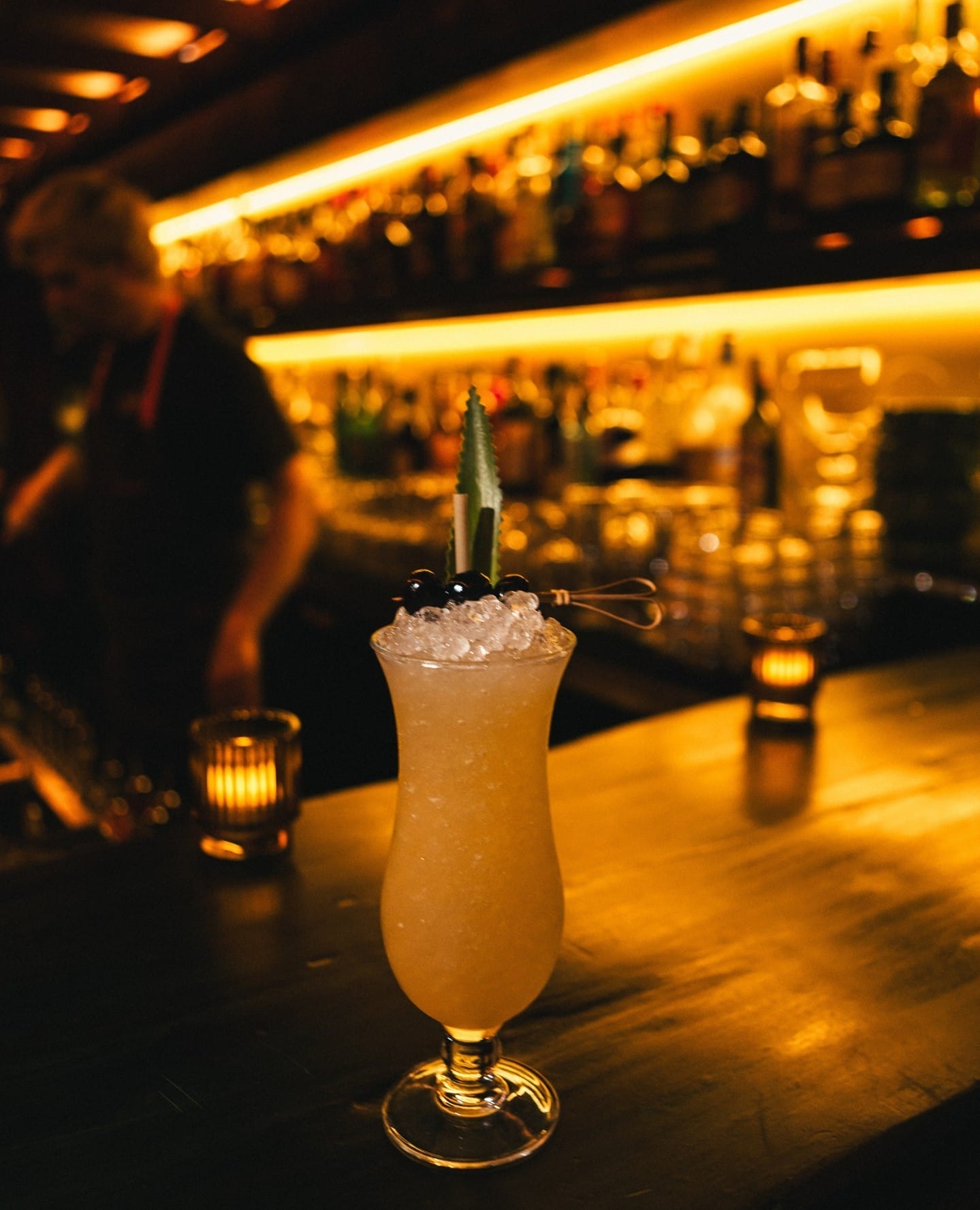 bars in the Entertainment District