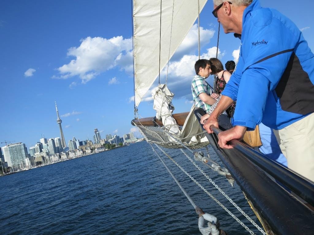 tours and excursions in Toronto