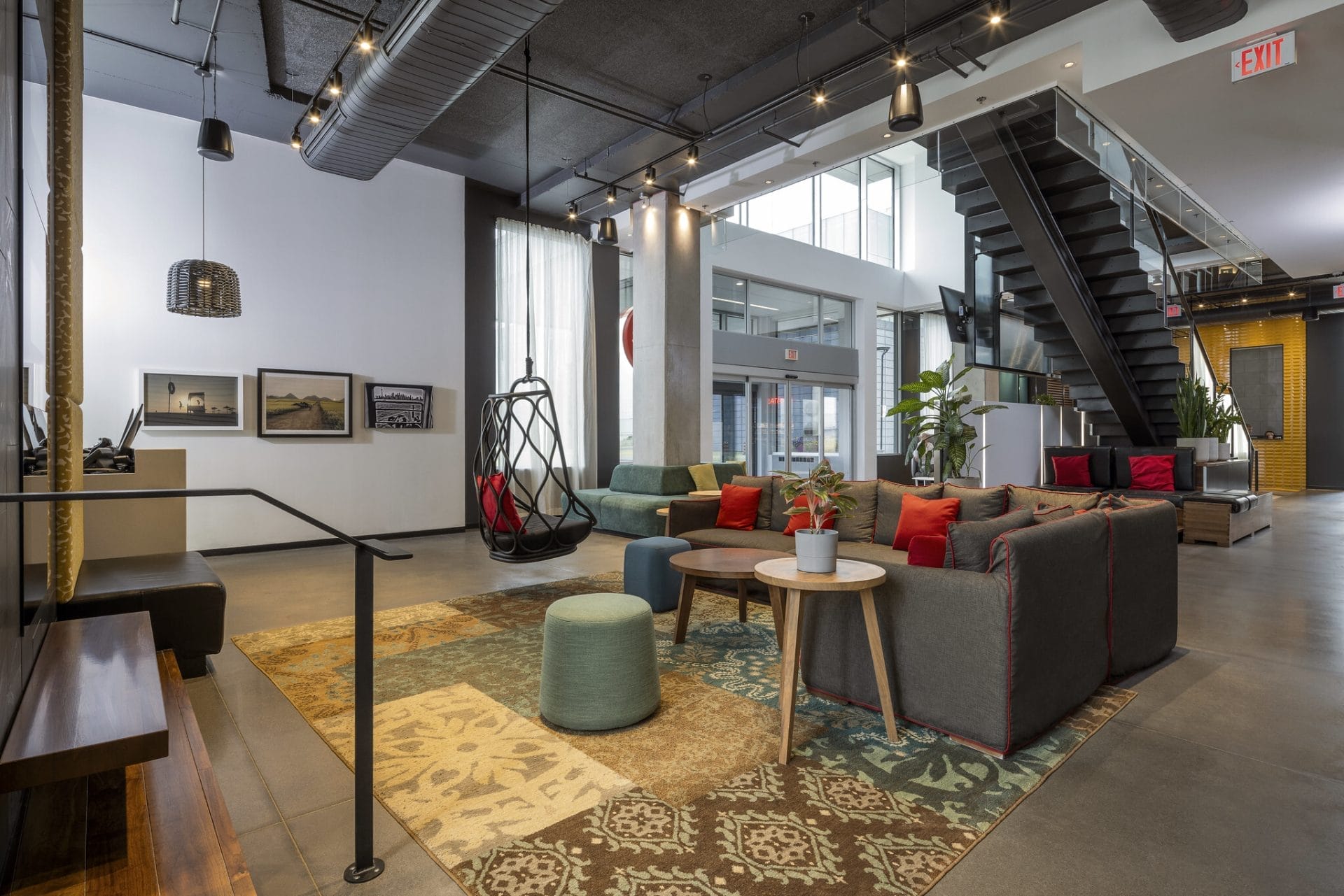 best budget-friendly hotels in Toronto