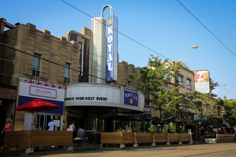 10+ Best Movie Theatres in Toronto (Ontario)