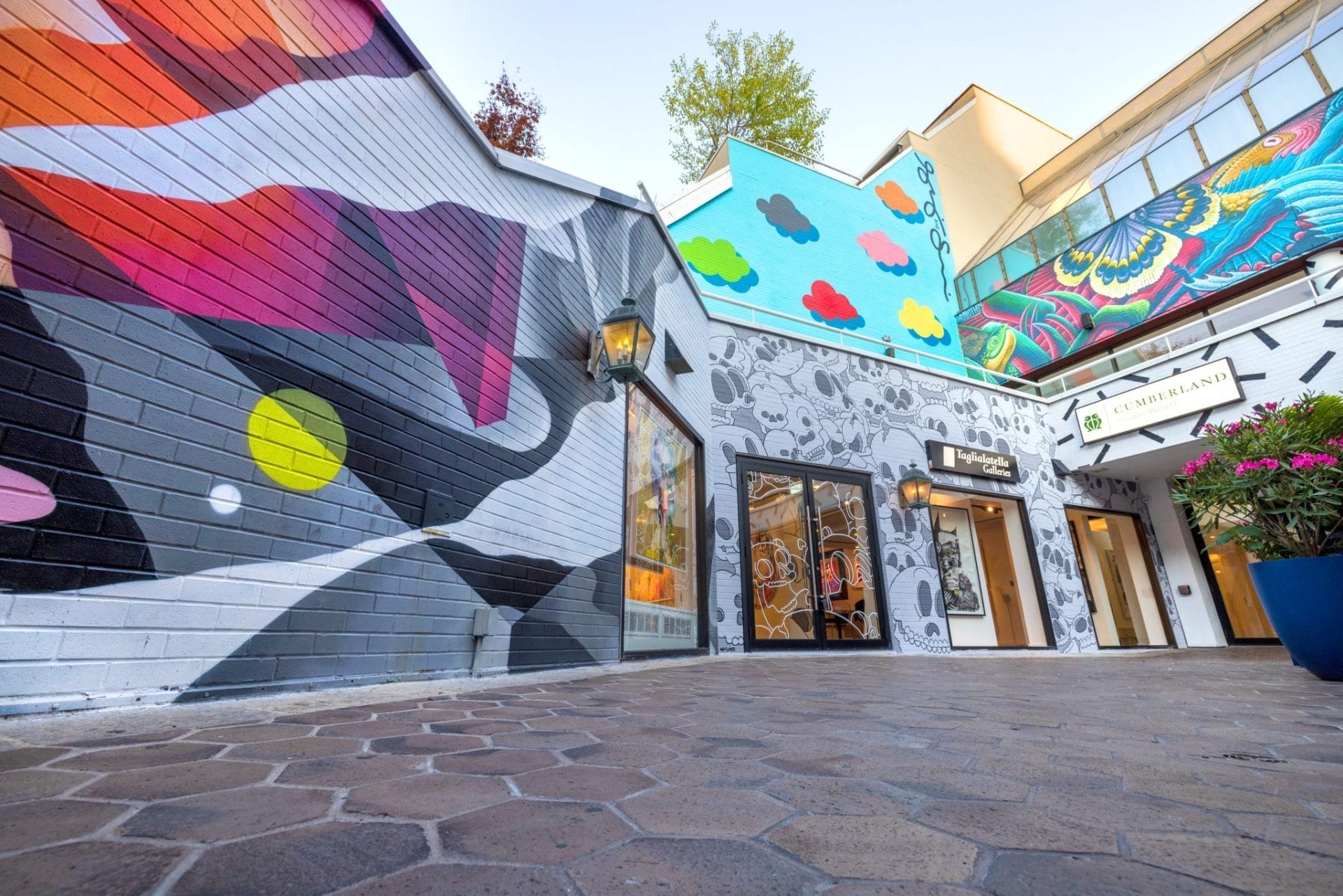 Yorkville Murals Toronto