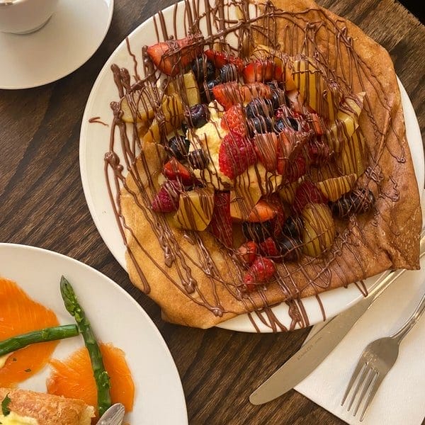 Paris Crepe Cafe Dessert Spots in Niagara