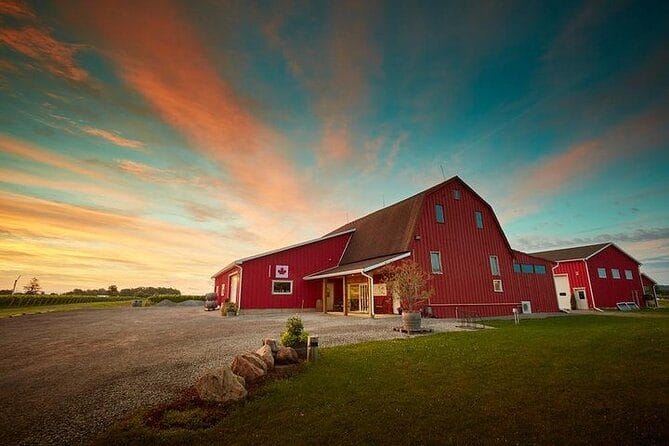 Between the Lines Winery Red Barn Wineries In Niagara