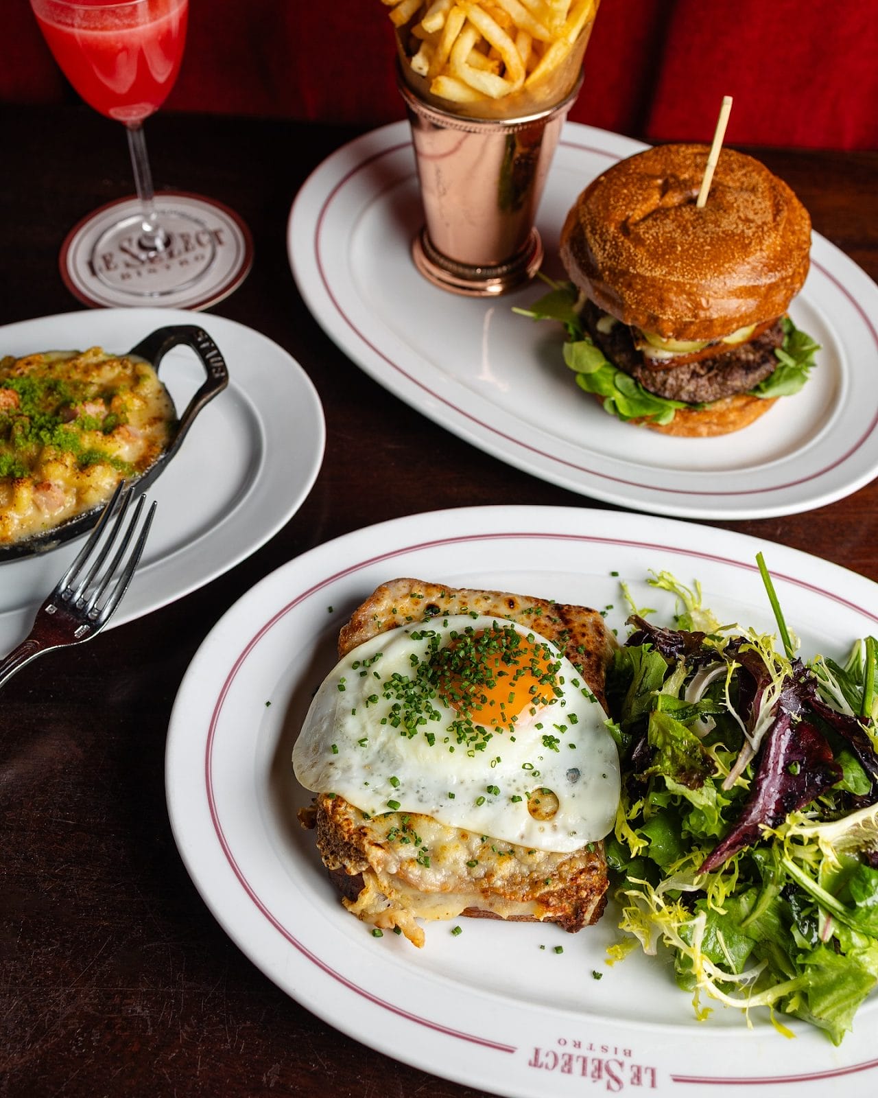 Le Sélect Bistro Where to Eat During Taylor Swift’s Eras Tour in Toronto