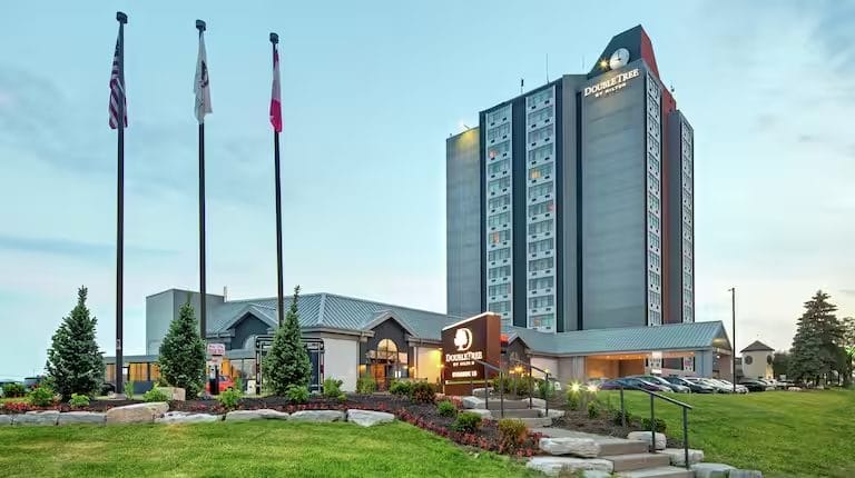 Double Tree by Hilton hotels Near Toronto International Airport