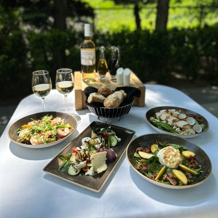 Bistro YYZ & Patio best upscale Restaurants Near Toronto International Airport