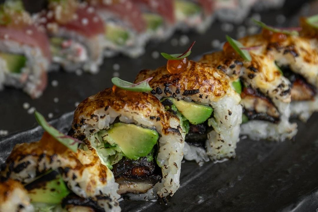 A guide to top seafood and sushi buffets offering fresh, diverse options in Markham.