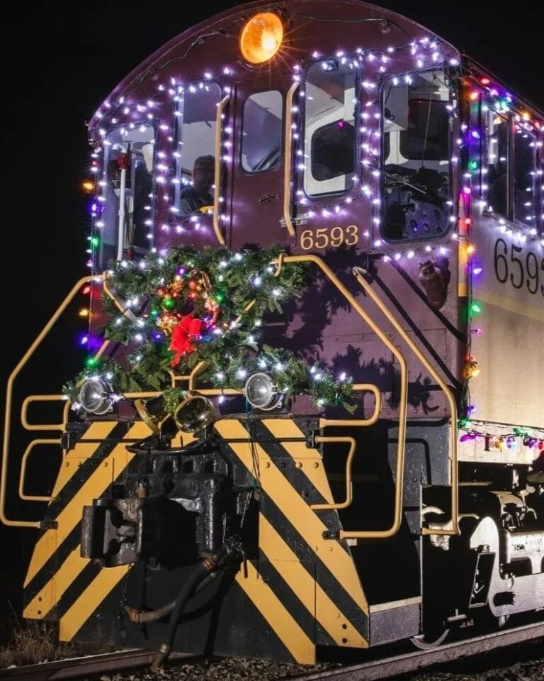 Santa’s Candy Crossing 2024: A Magical Holiday Train Ride Experience