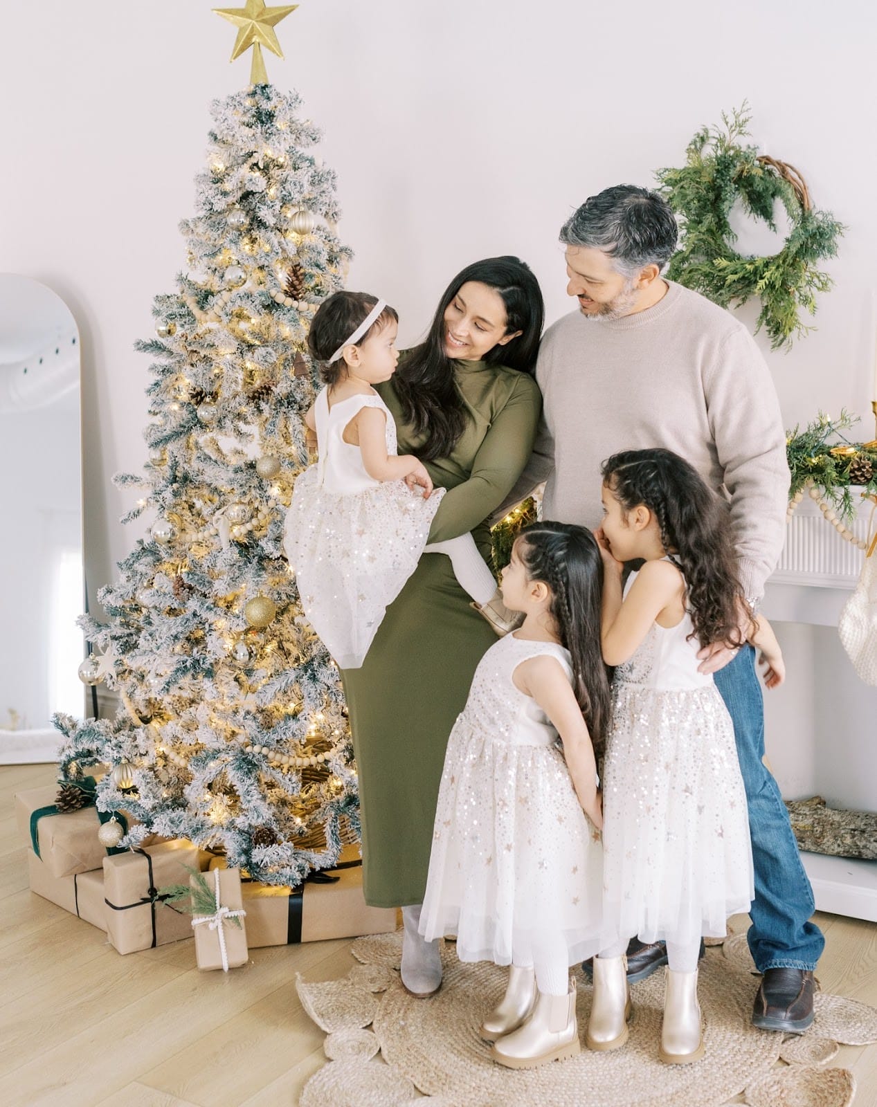 Christmas Mini Photo Shoots in Hamilton