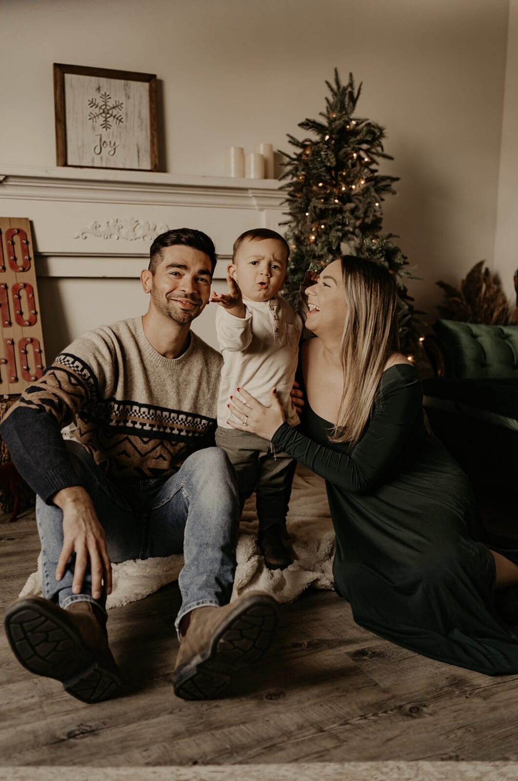 Christmas Mini Photo Shoots in Hamilton