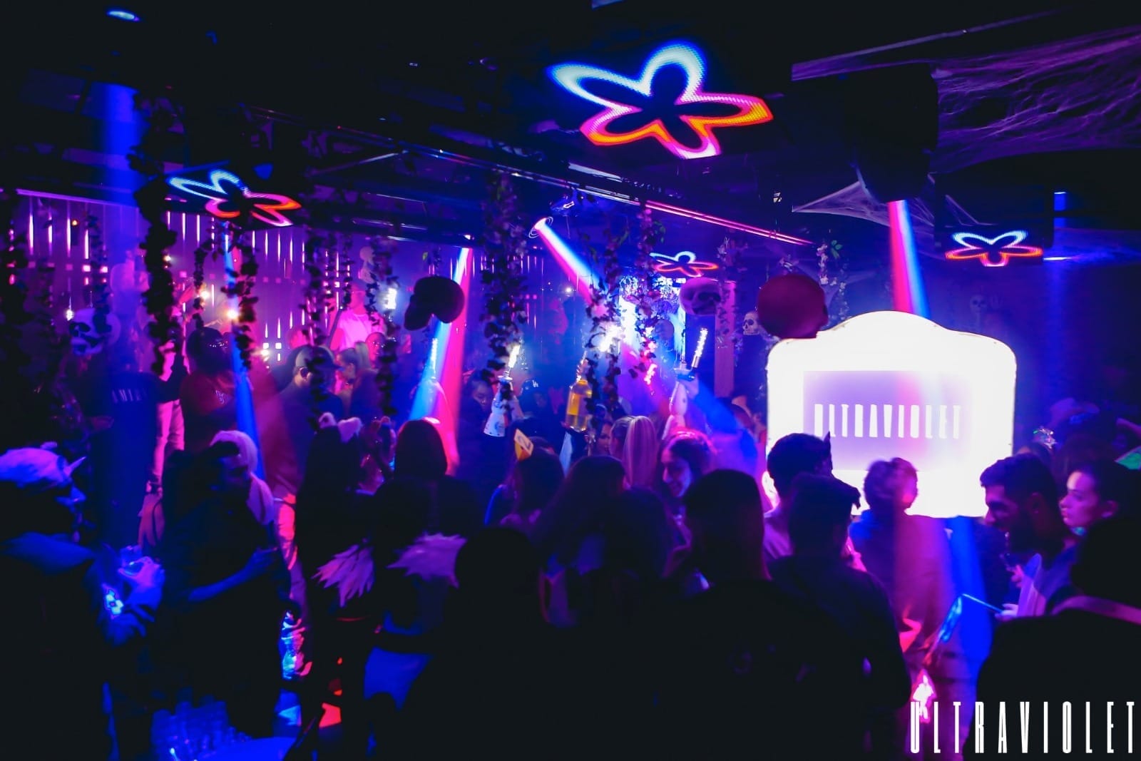 hottest nightclubs in toronto