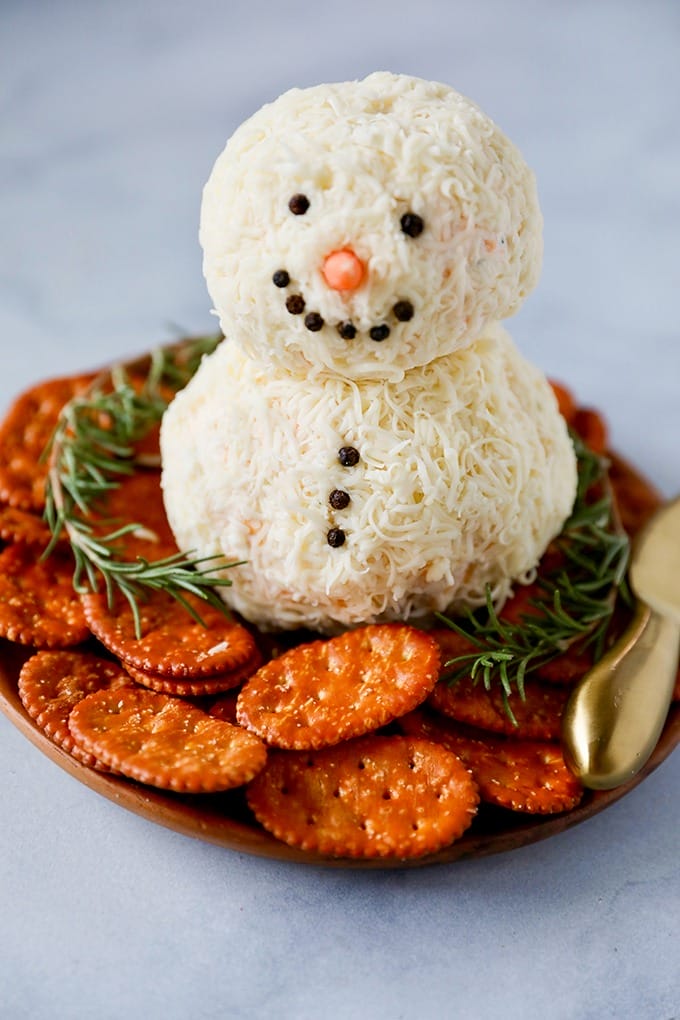 Snowman Cheeseball