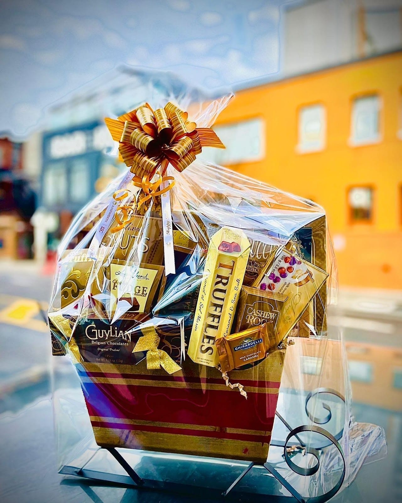 Women-Owned Christmas Gift Shops In Toronto