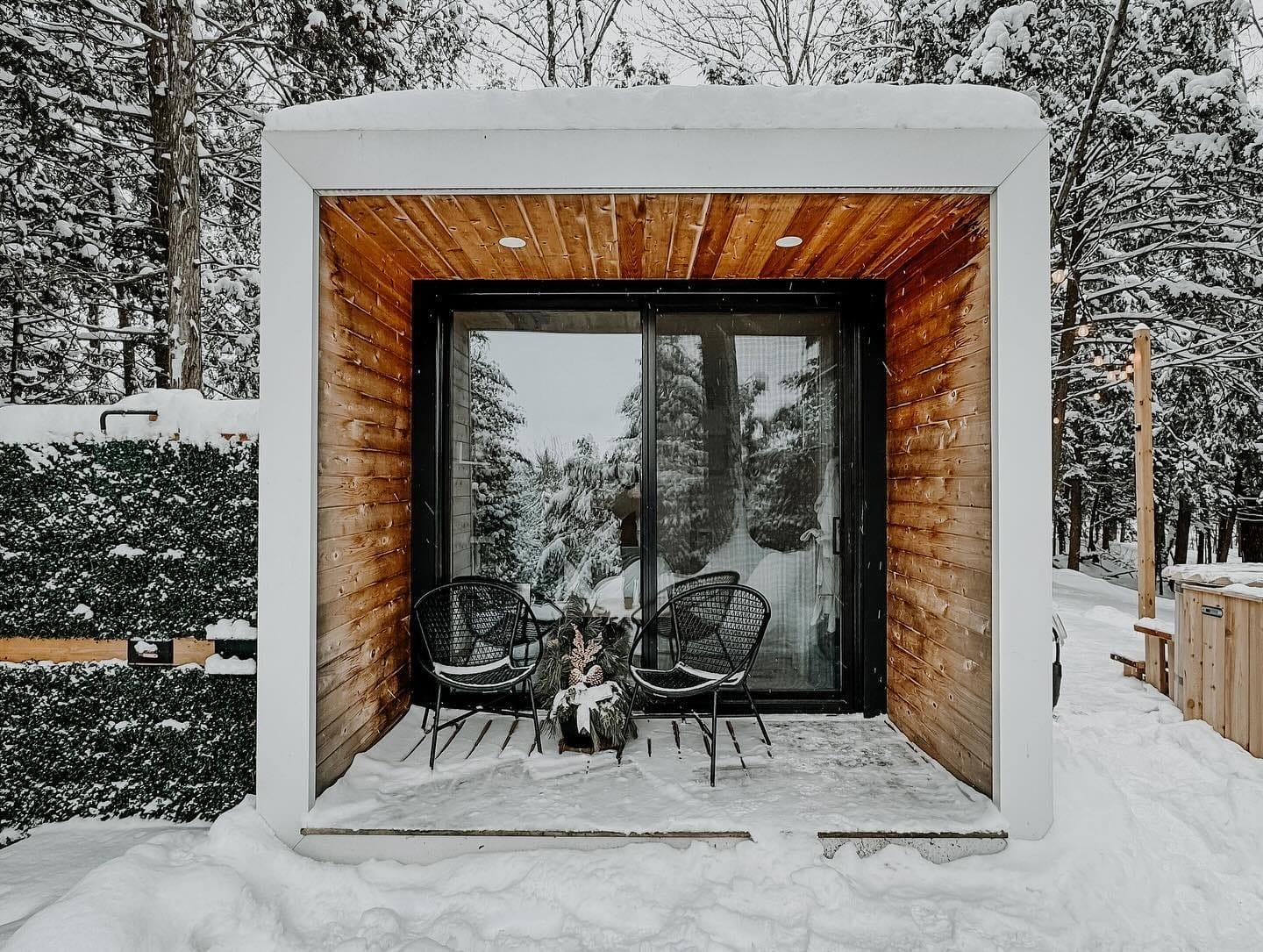 Cozy Cottages Around Ontario