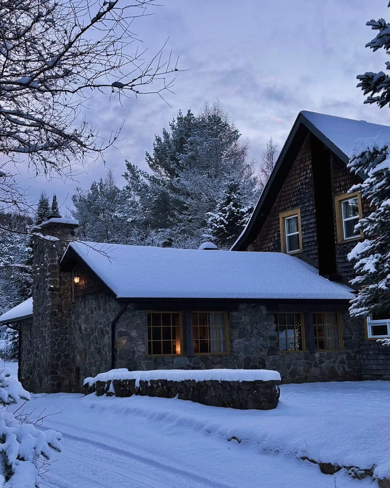 Cozy Cottages Around Ontario