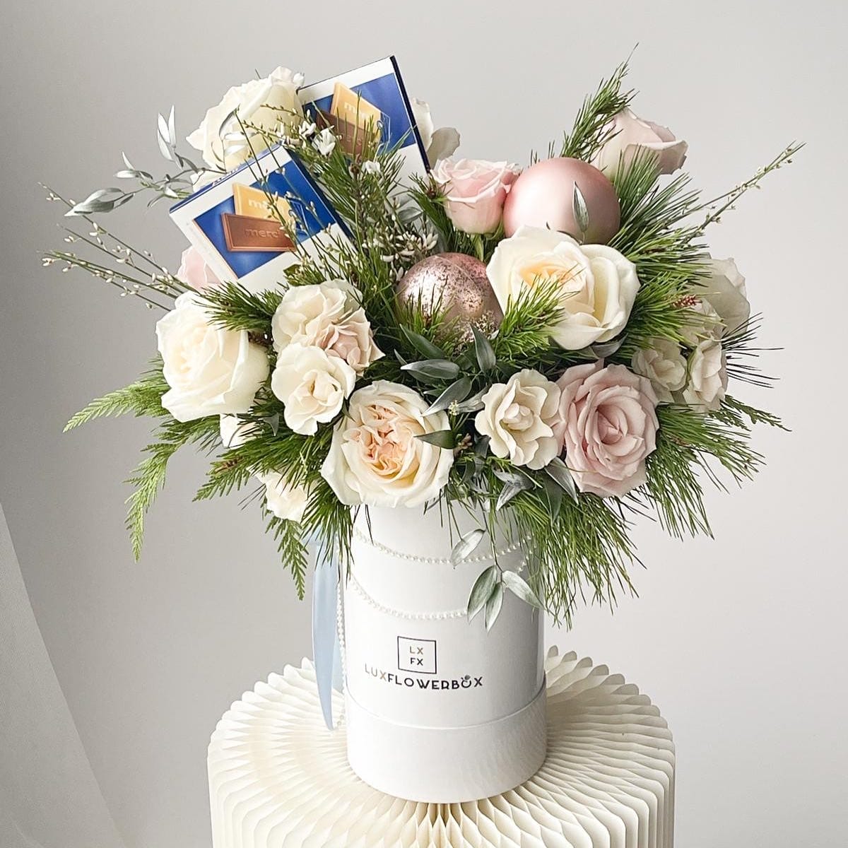 Luxury Christmas Flowers and Gourmet Gifts