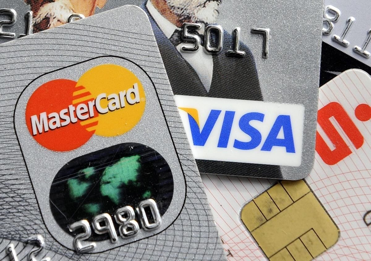 visa Mastercard credit card credit interest scams fraud tips 