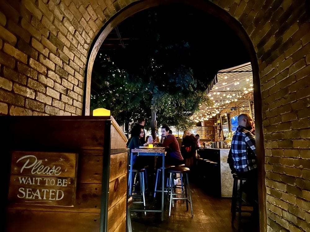 Bar Poet | Bars in Toronto