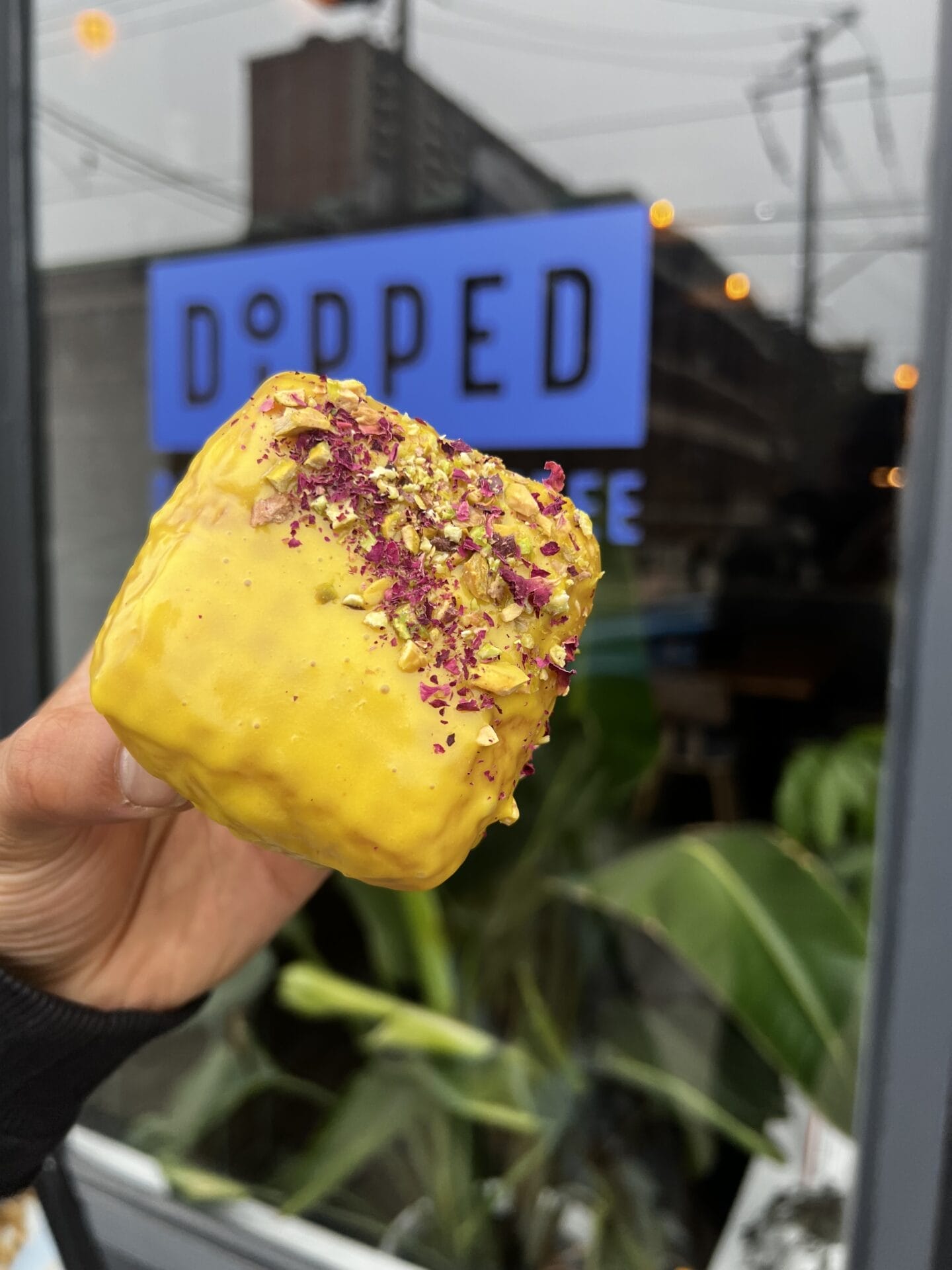 Dipped Donuts Canada