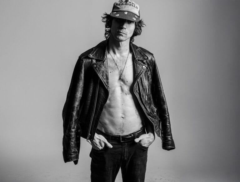 NYC RODEO-CORE GROUP DEAD TOOTH ANNOUNCE SELF-TITLED DEBUT ALBUM FOR JULY 18 RELEASE VIA TRASH CASUAL