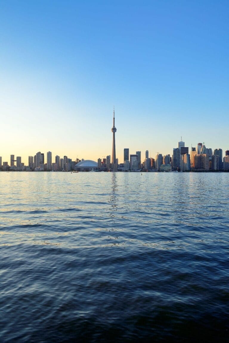 Luxury Experiences in and Around Toronto Worth the Splurge