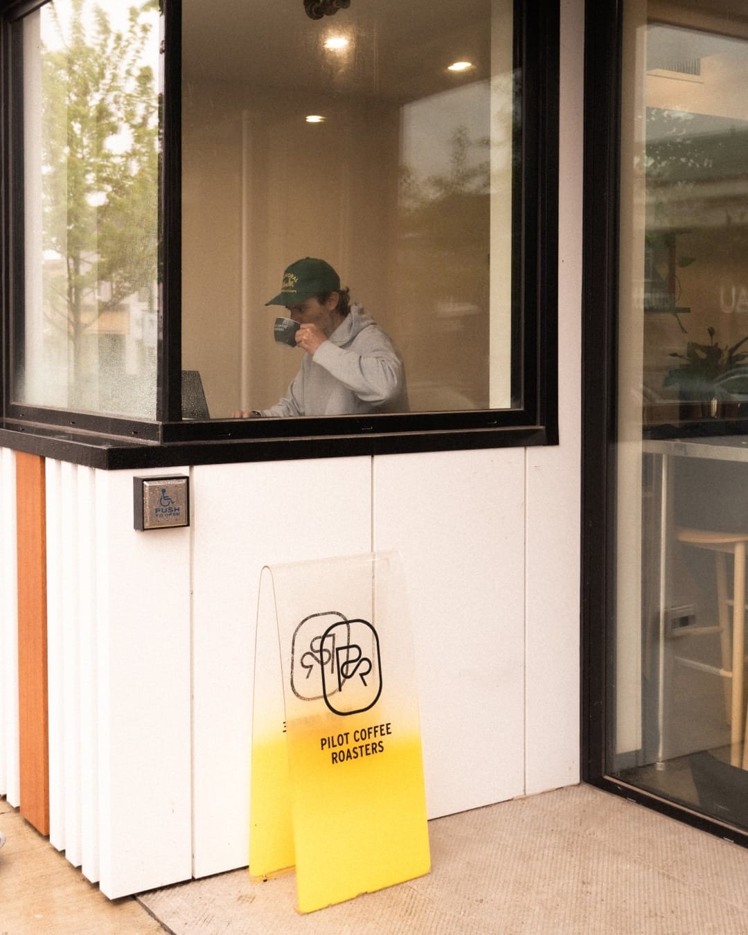Laptop-Friendly Cafés in Downtown Toronto - Pilot Coffe
