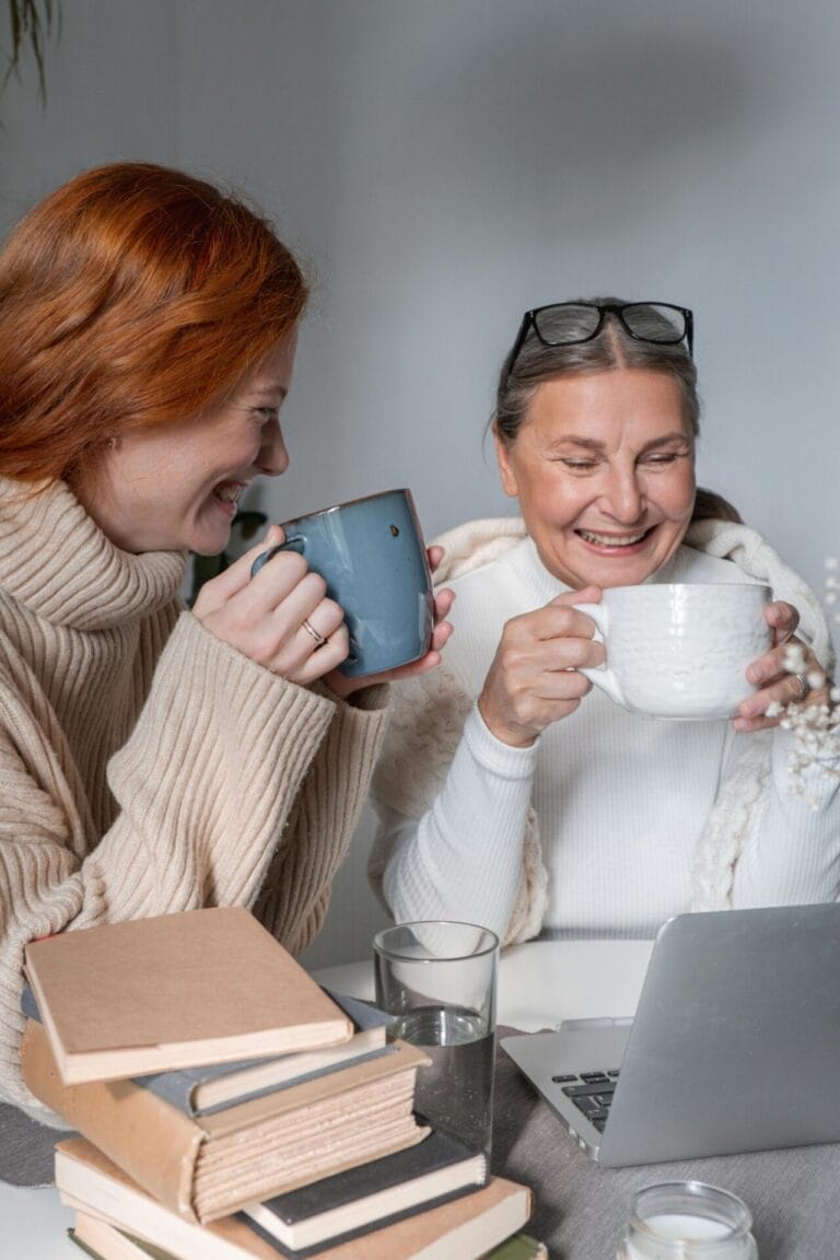 Work-Friendly Cafes Downtown Toronto: 15 Cozy Spots