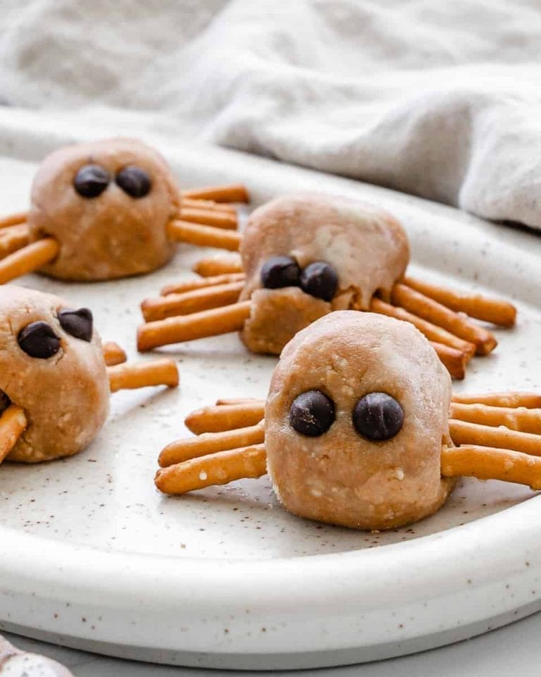 15 Spots for Vegan & Vegetarian Halloween Treats in Toronto