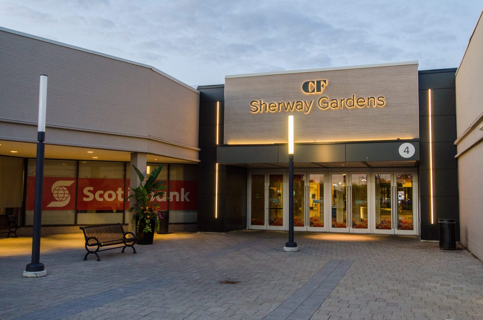 CF Sherway Gardens, Boxing Day Toronto 2025