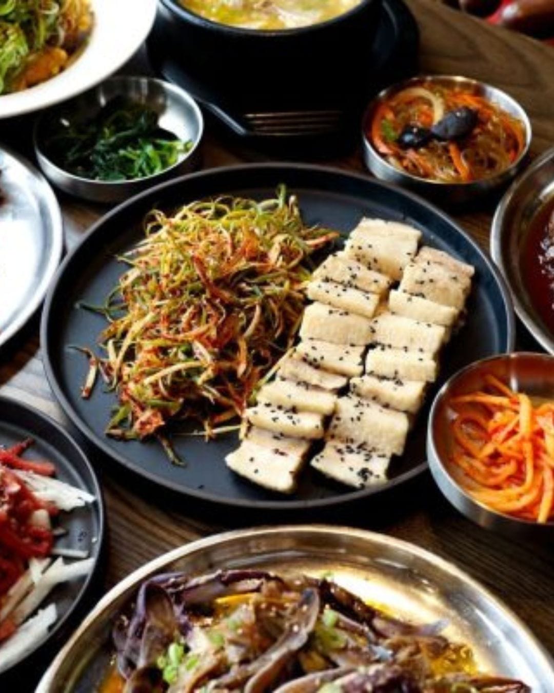 Featured image for Best Late Night Food Spots in Toronto (Open Past 11PM)