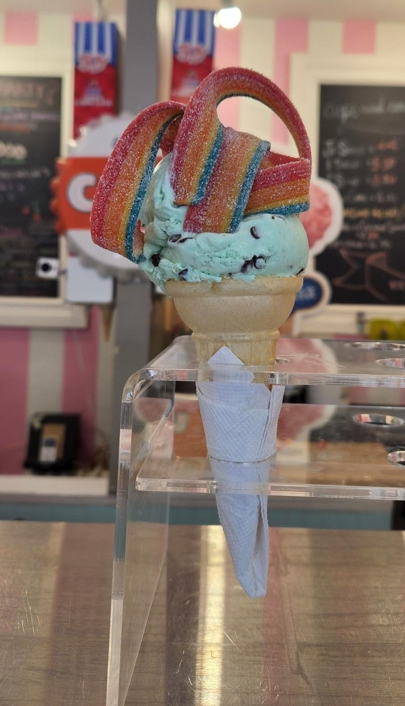  Ice cream spot in Toronto called Carter's Ice cream