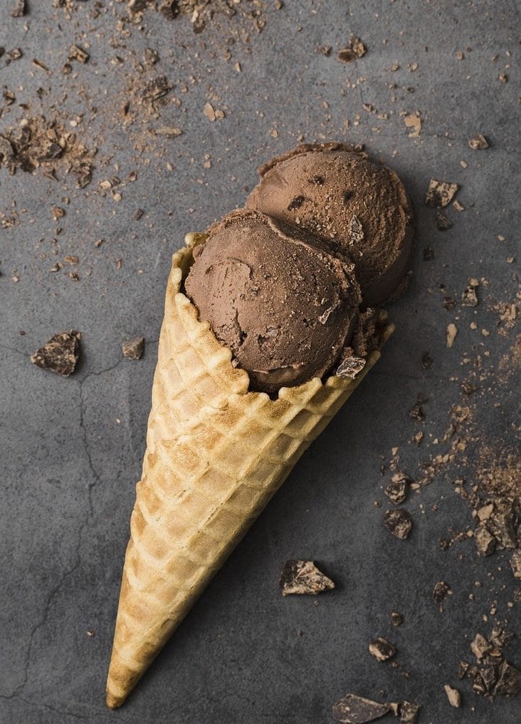 Melt N Dip specializes in chocolate-based desserts, offering fondue, crepes, waffles, and other sweet treats in a relaxed café setting.